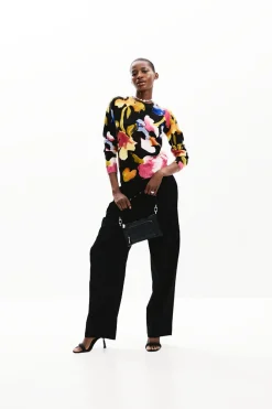 Arty flower sweater