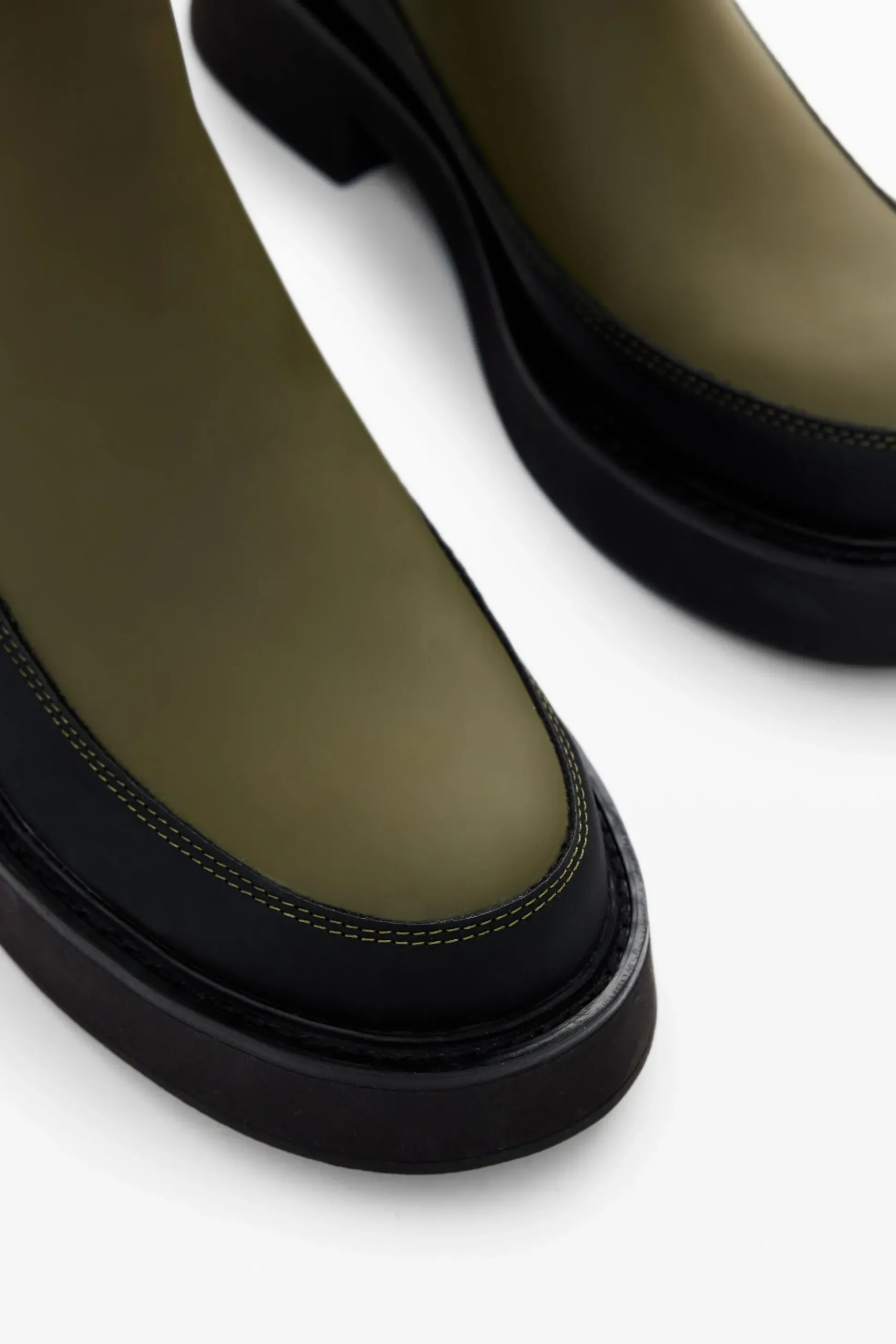 Chelsea boot
