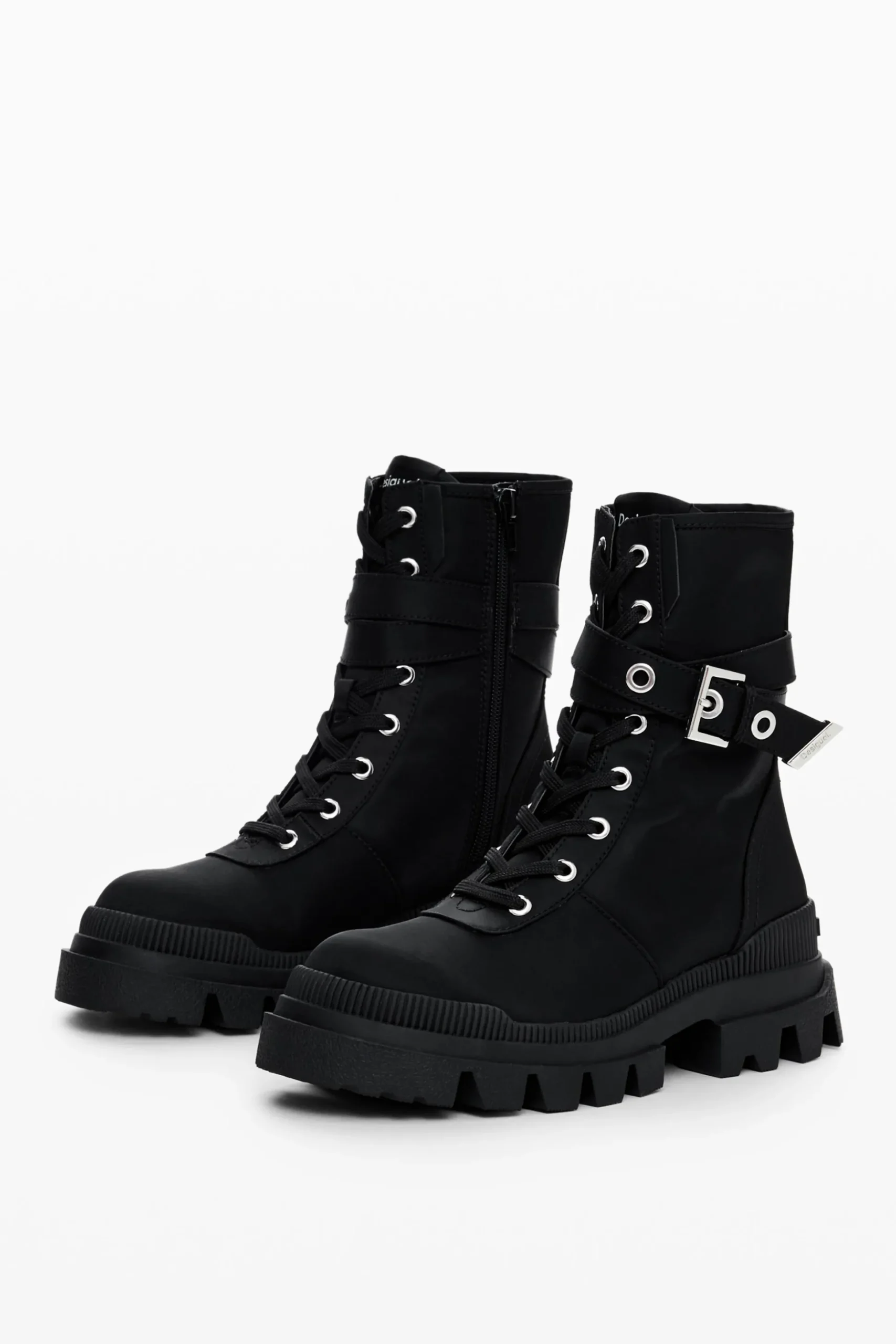 Combat boot