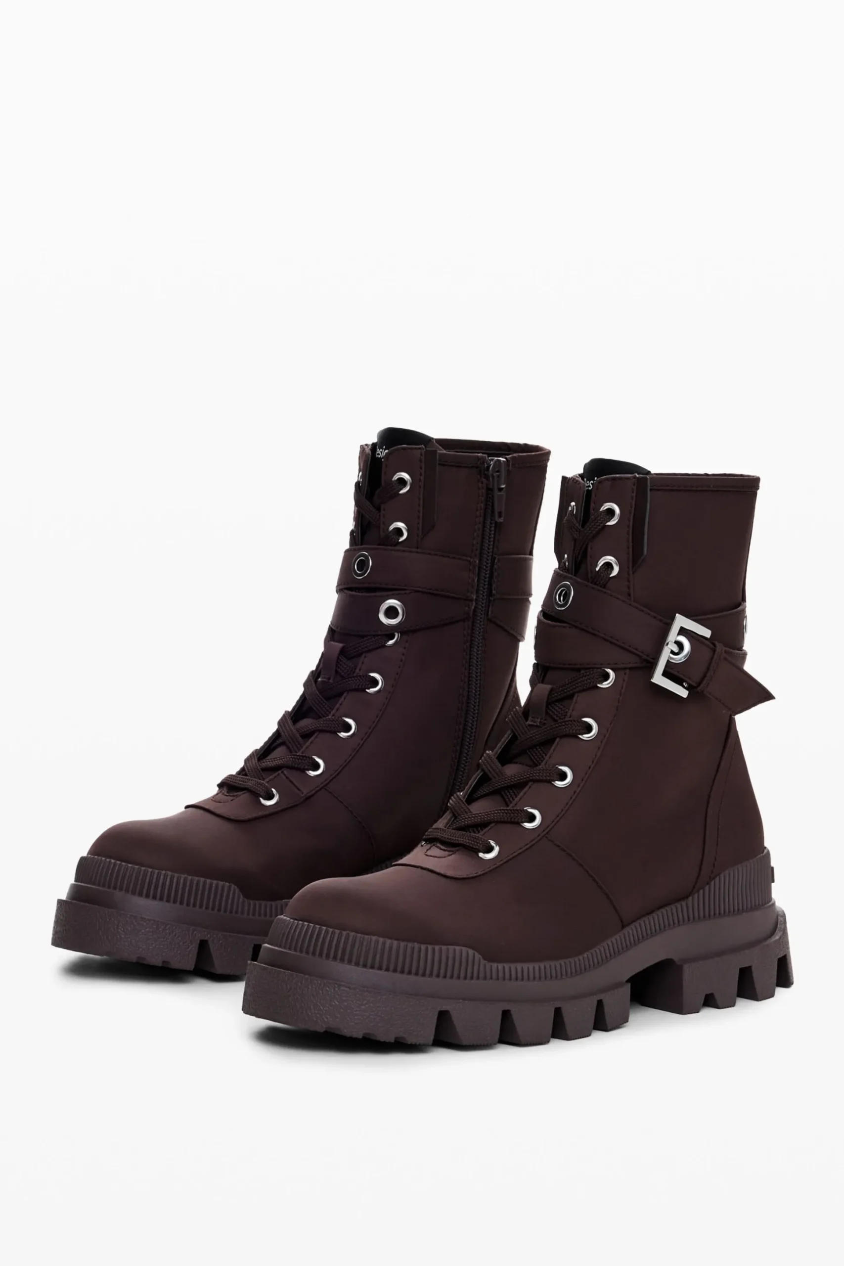 Combat boot