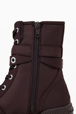 Combat boot