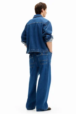 Denim jacket with pockets