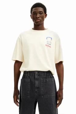 Denim shorts with pockets