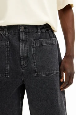 Denim shorts with pockets