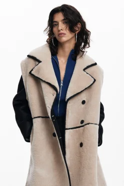 Detachable coat