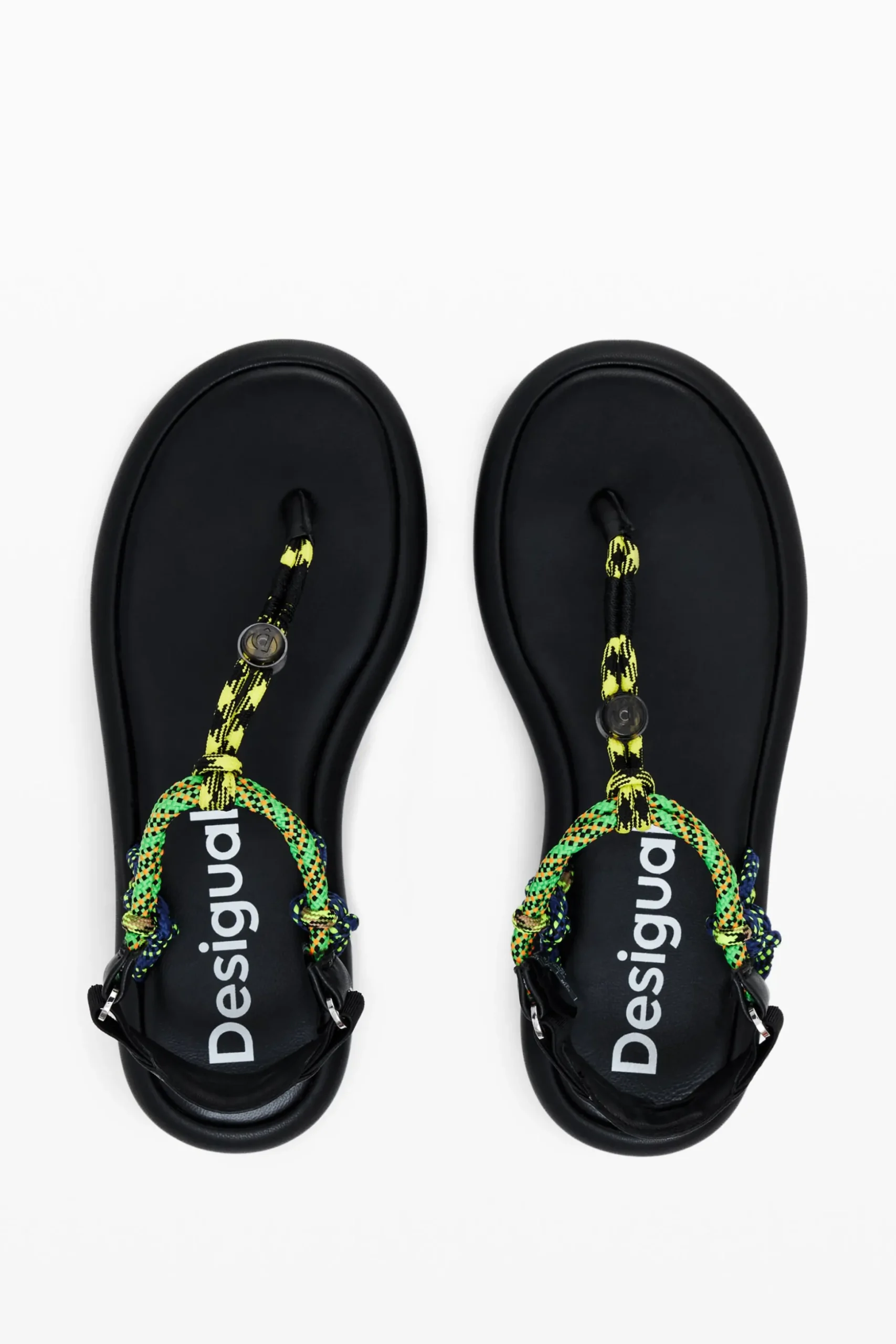 Flat rope sandals