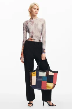 Geometric handle bag