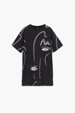 Illustrated dress