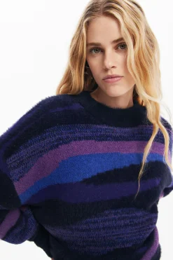 Knit sweater