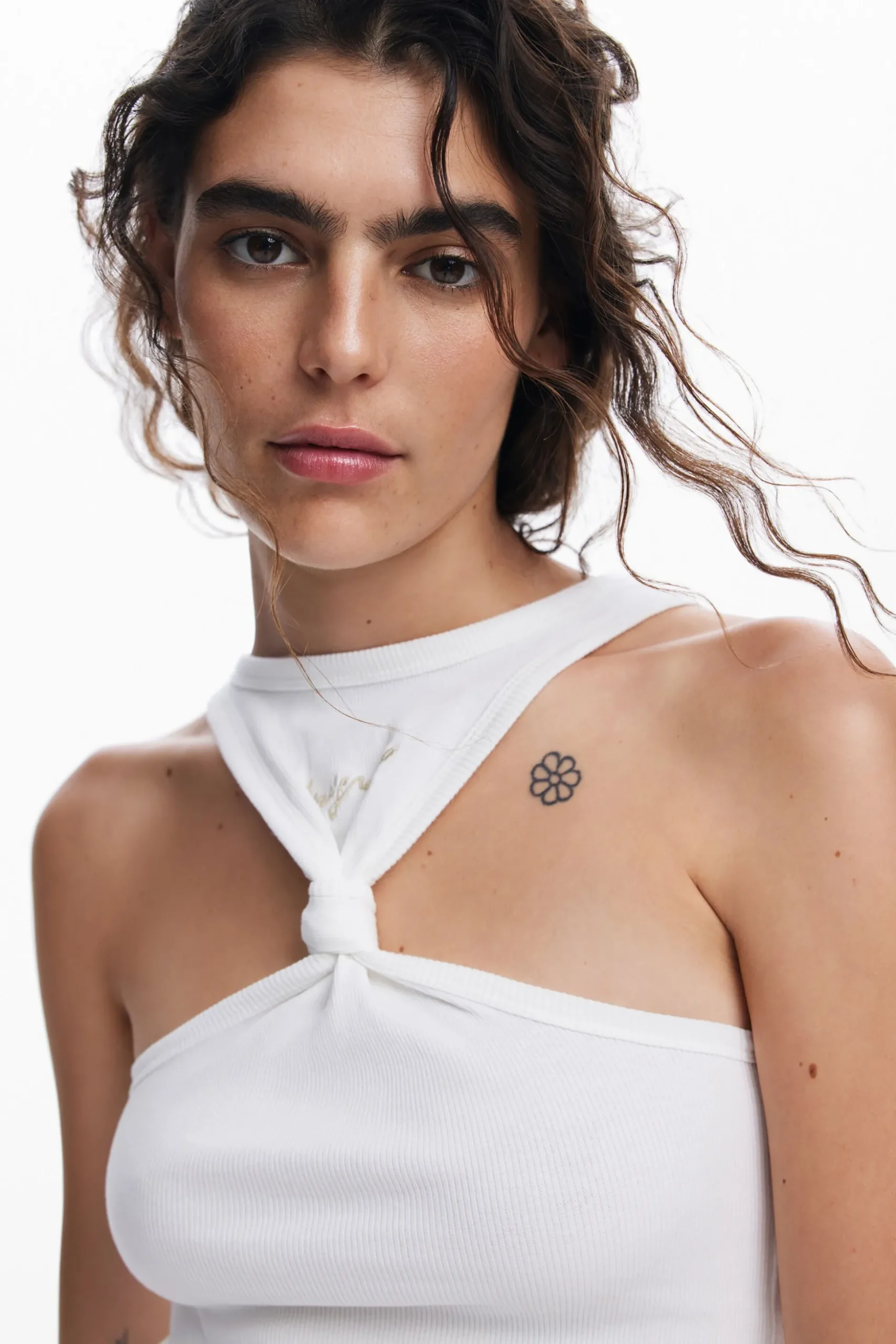 Knot T-shirt
