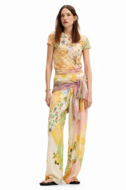 Lace T-shirt with floral pattern
