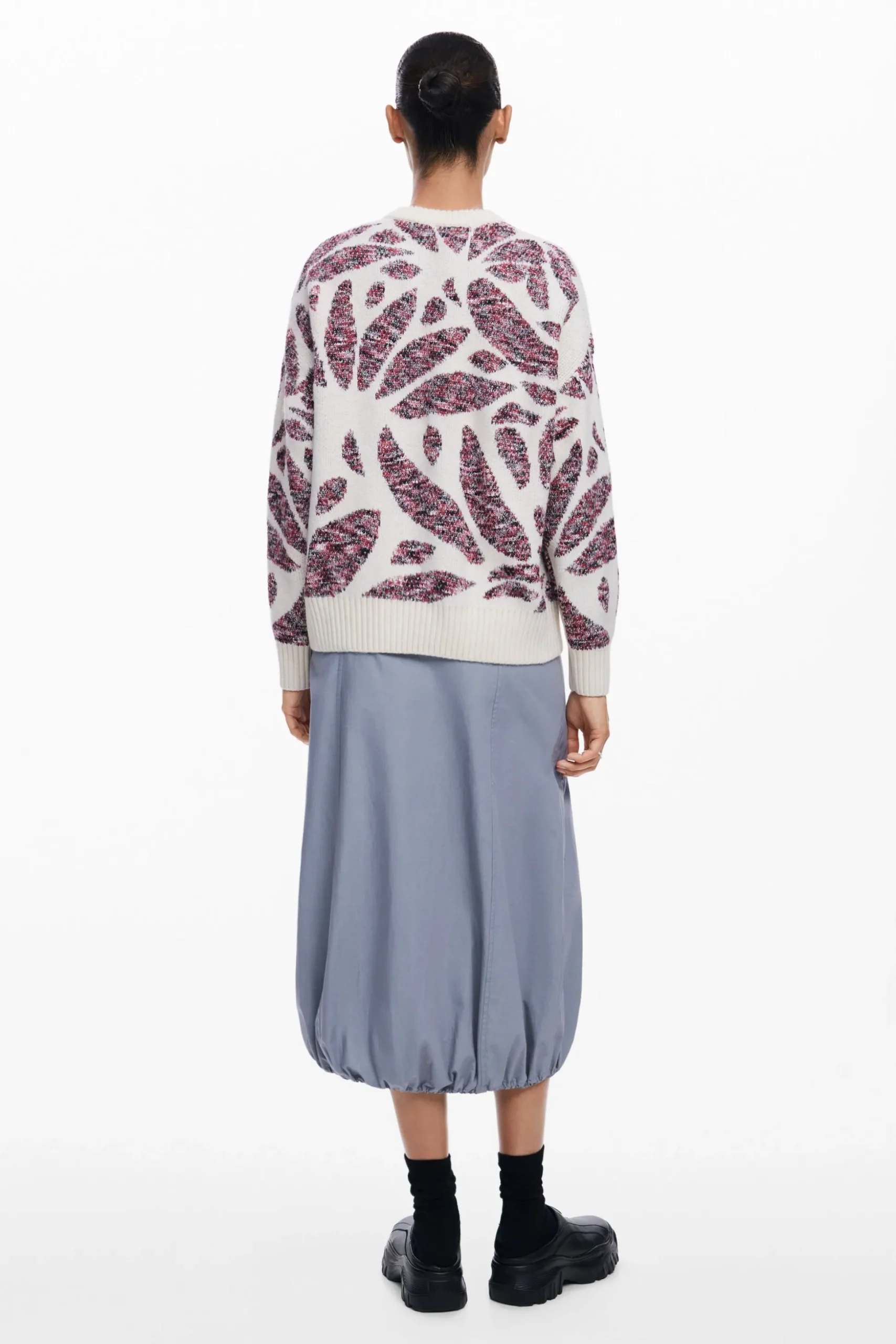 Leaf print sweater
