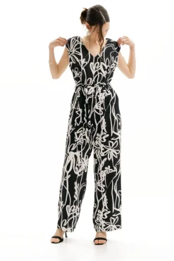 Long jumpsuit with illustrated flowers