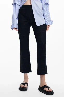 Long pants with phrases