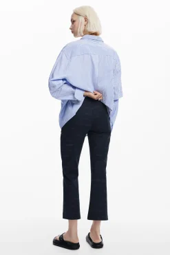 Long pants with phrases