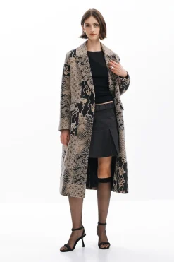 Long patch coat