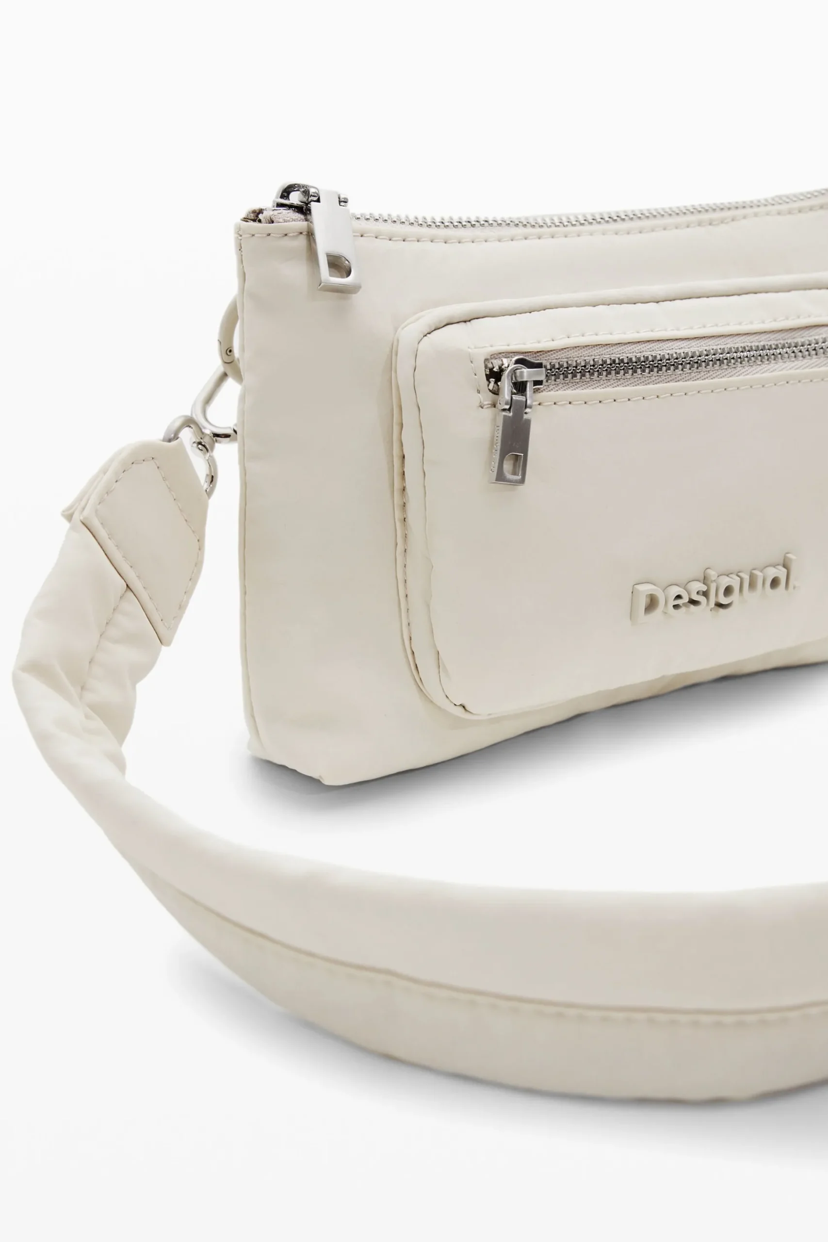 M multi-position Voyager backpack