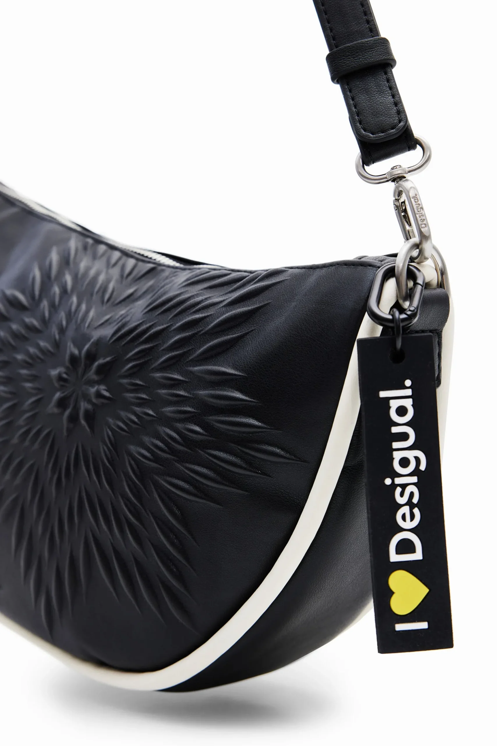 M oval star bag
