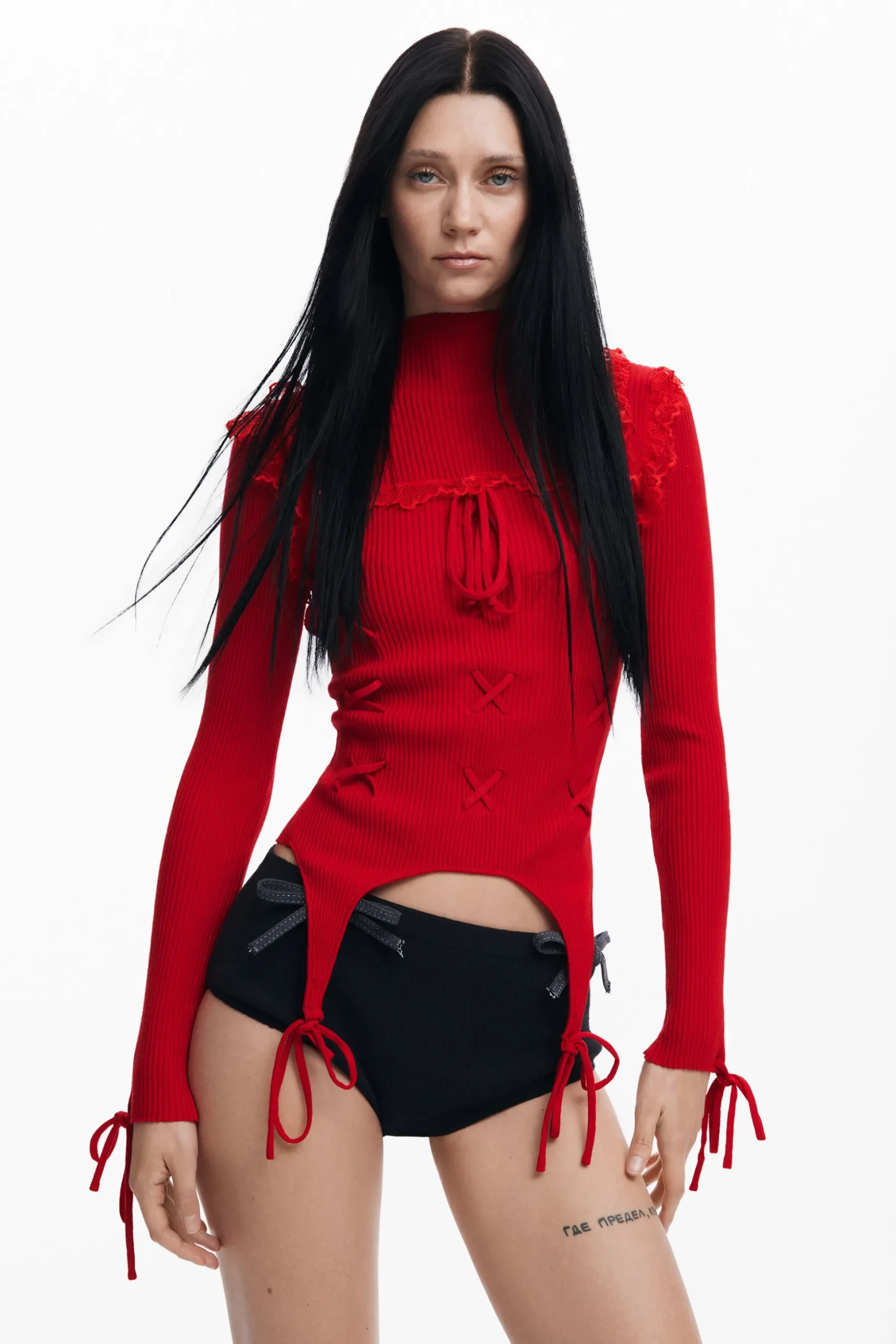 María Escoté bow sweater