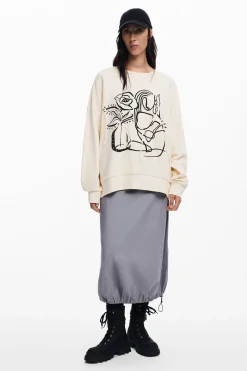 Oversized floral sweatshirt