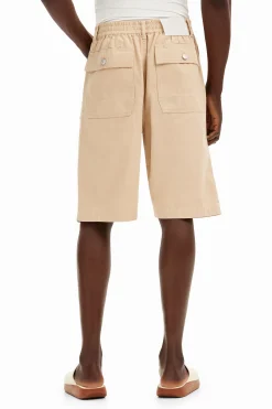 Plain shorts with pockets