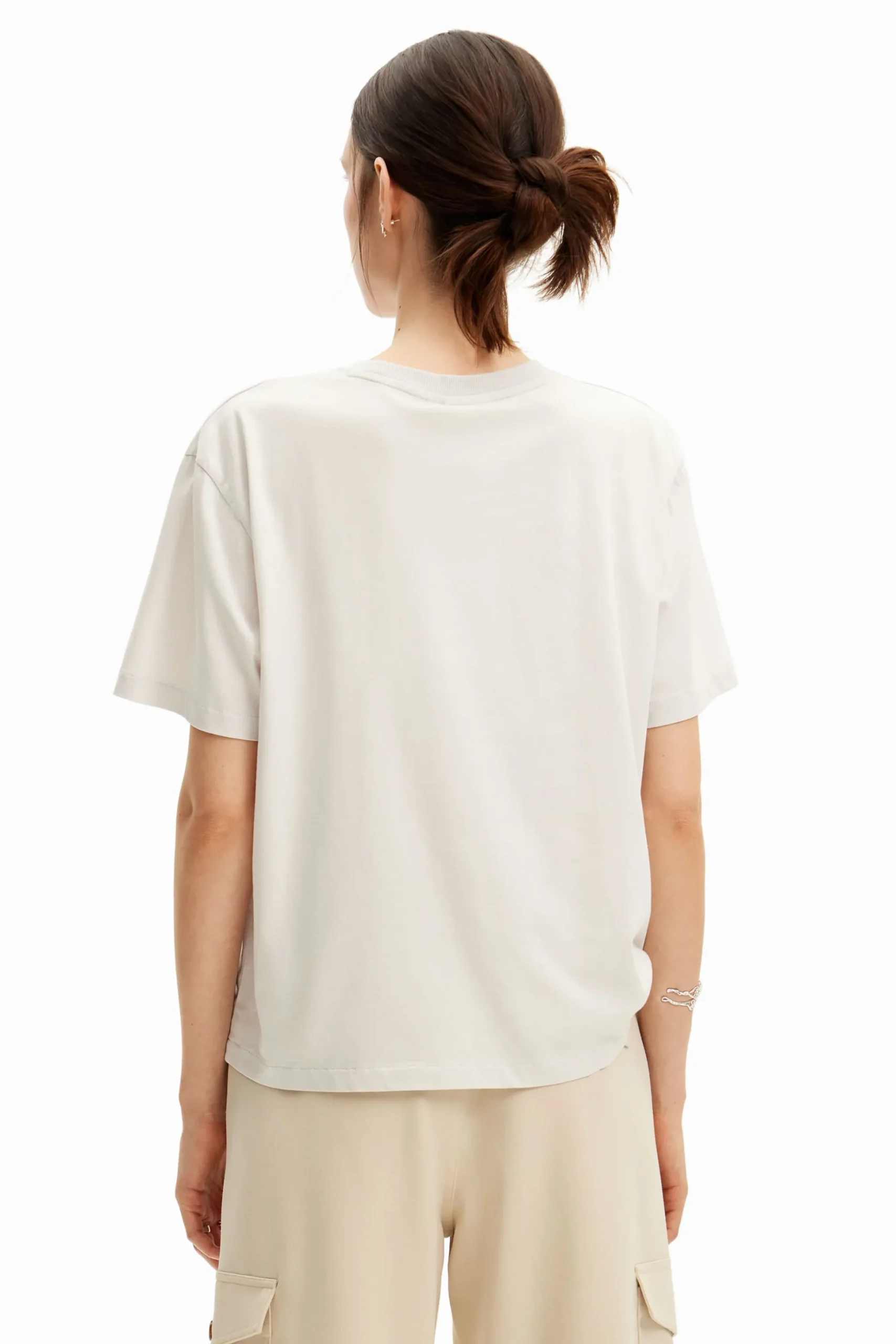 Plain T-shirt illustration