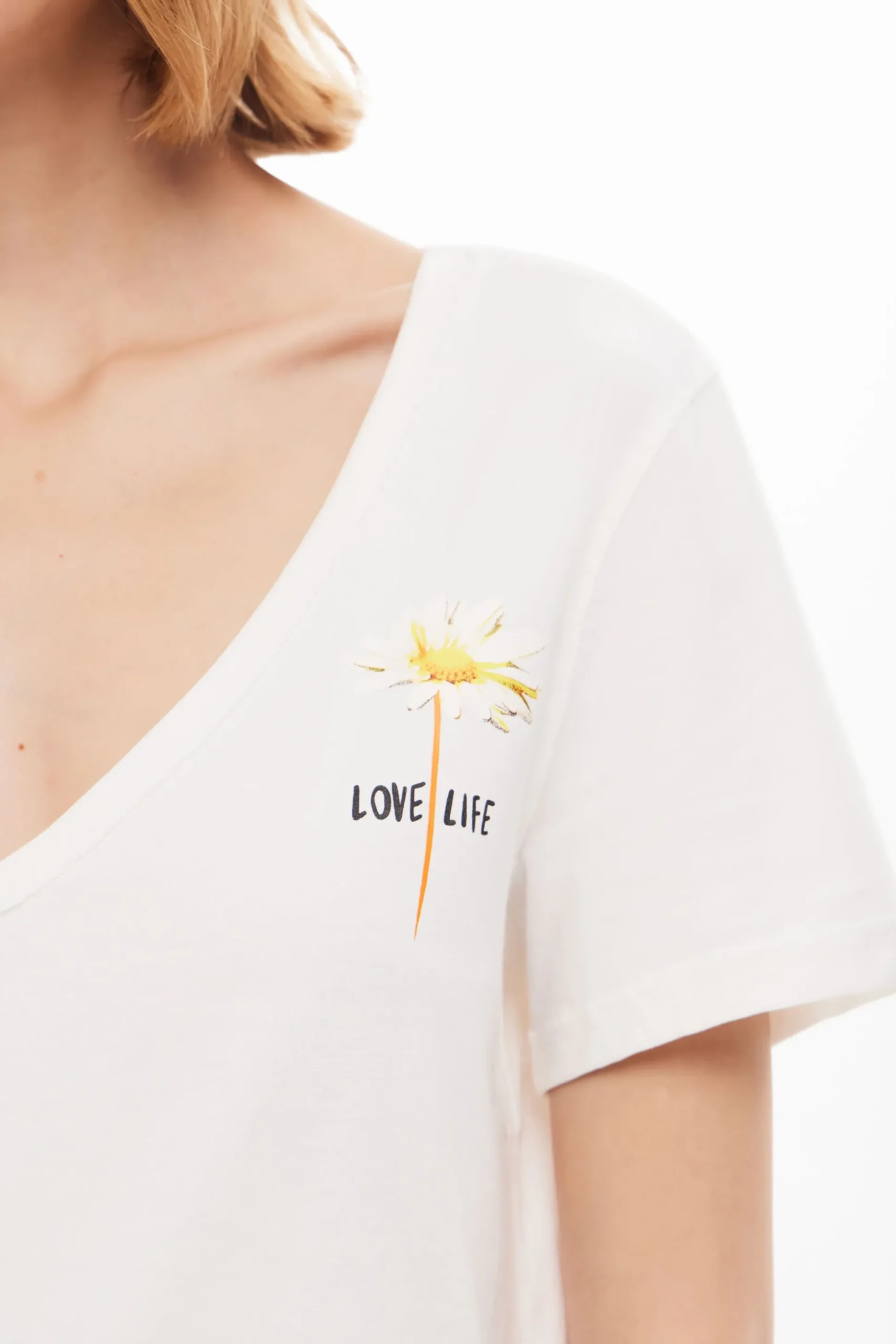 Plain T-shirt with message