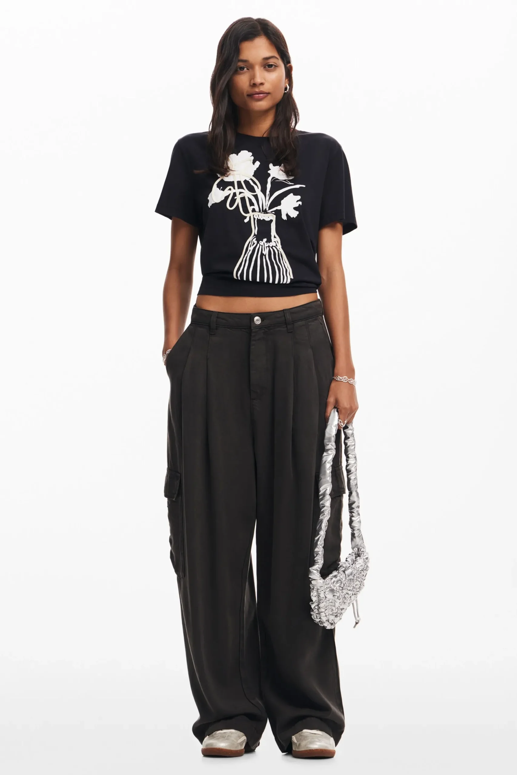 Plain vase T-shirt