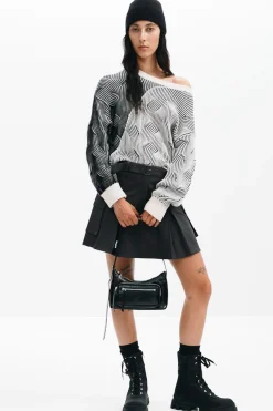 Ribbed sweater