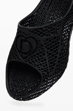 Rubber sandal
