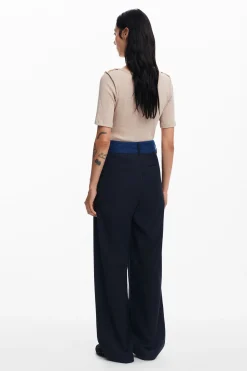 Ruched neckline T-shirt