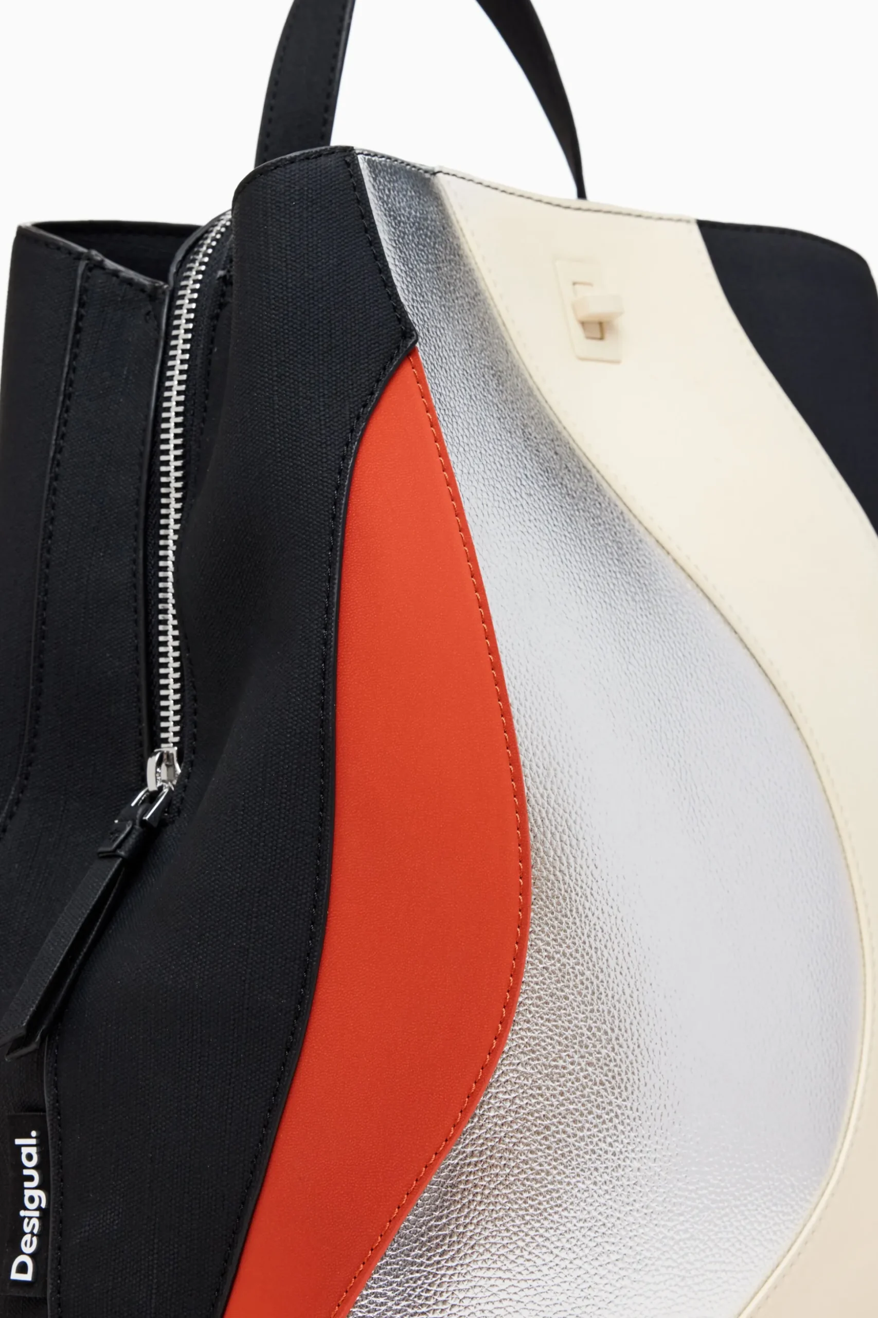 S backpack with waves
