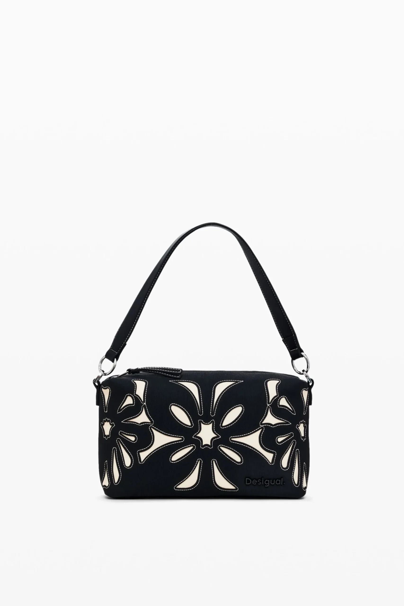 S bag with flowers