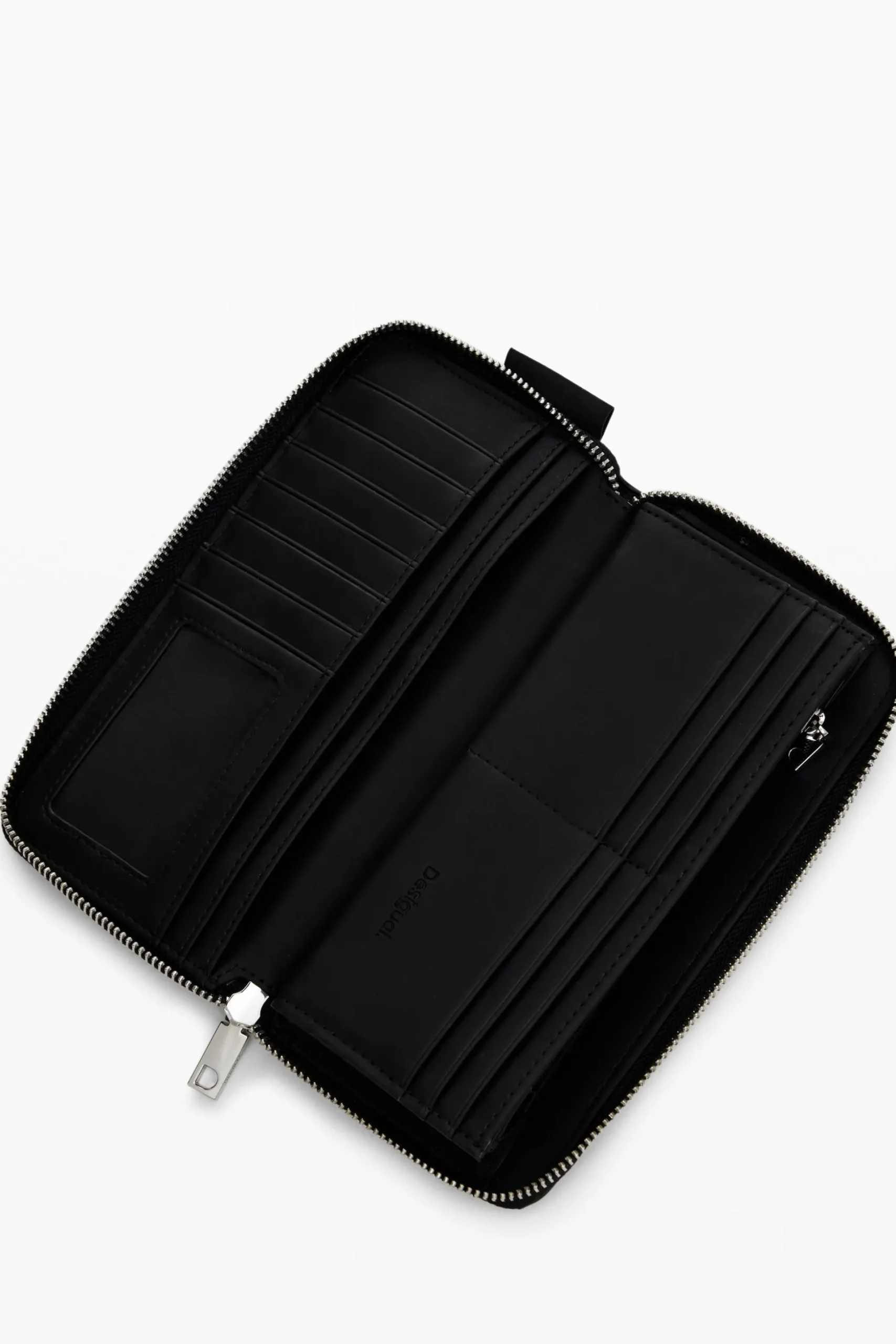 S wallet with waves