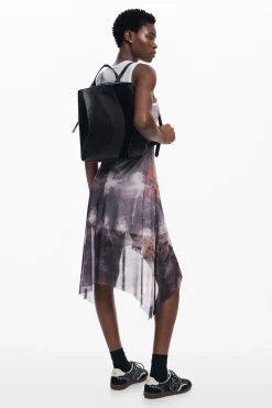 S waves backpack