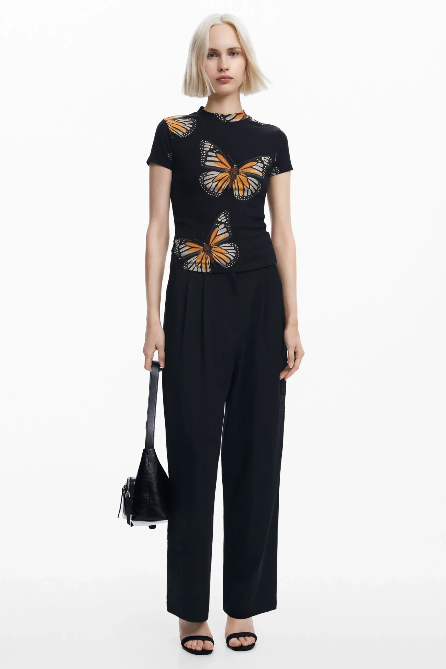 Short-sleeve butterfly T-shirt