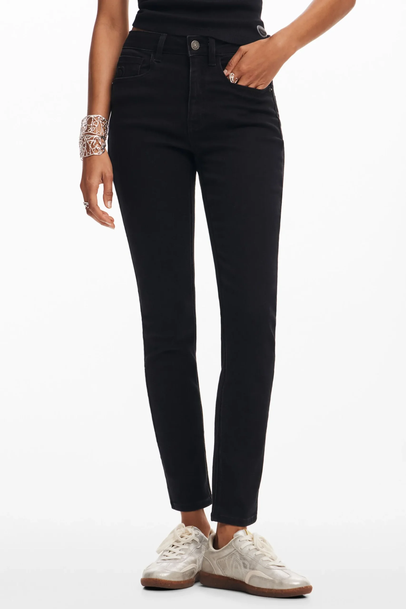 Slim denim jeans