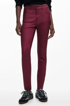 Slim pants