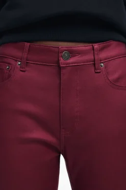 Slim pants