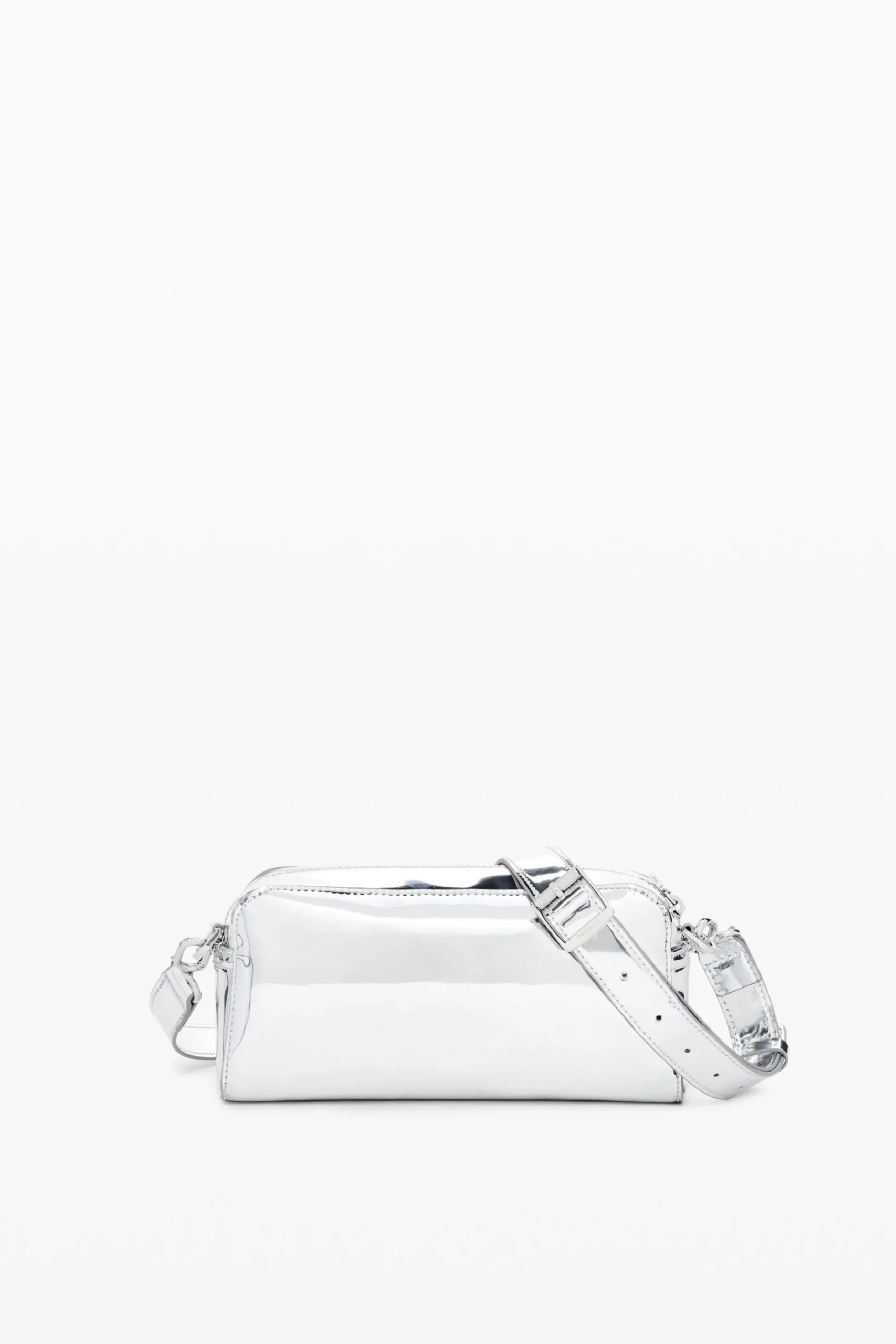 Sling bag with S logo