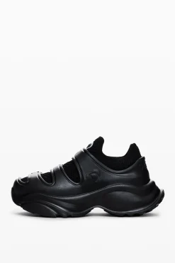 Slip-on sneaker