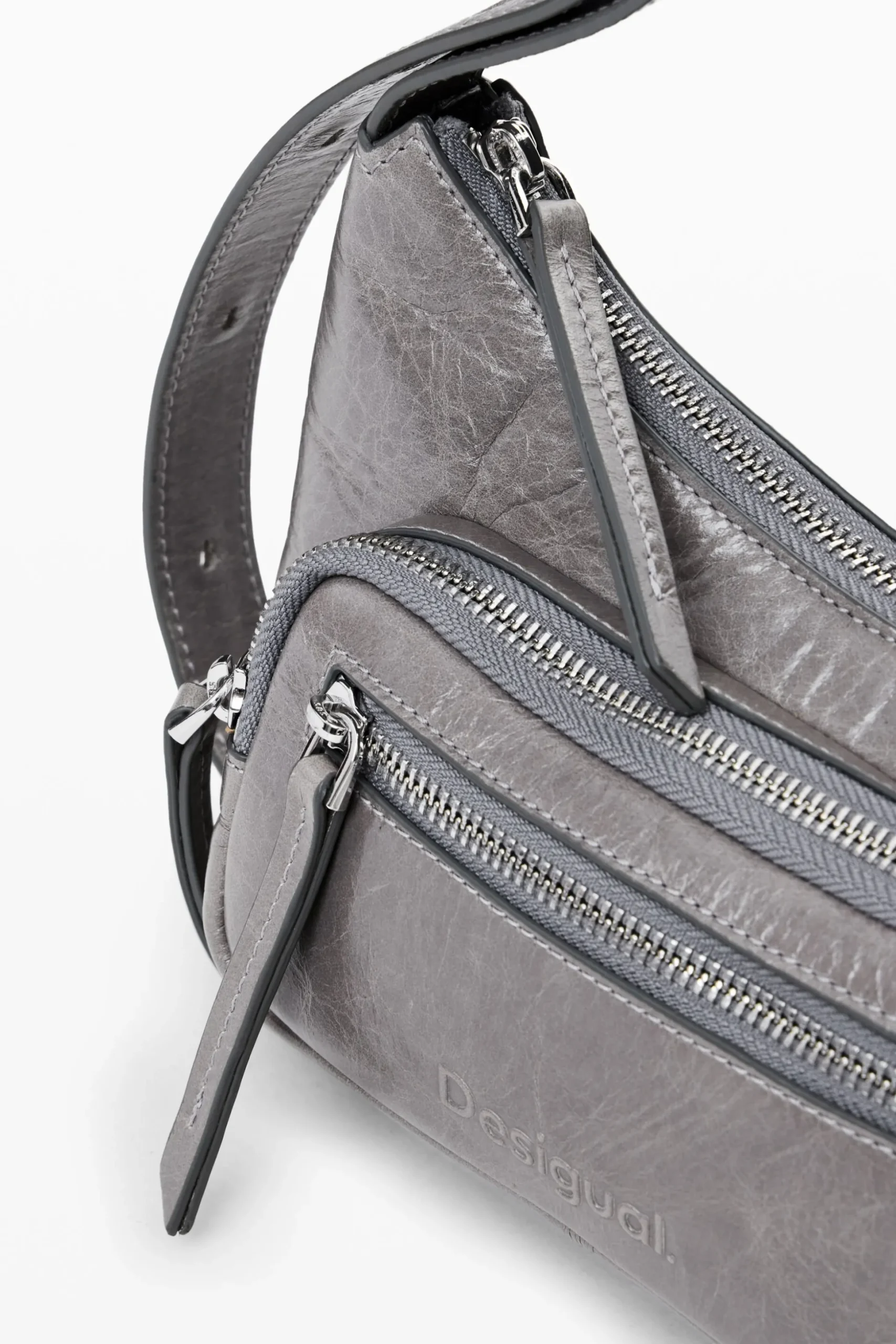 Small leather bag
