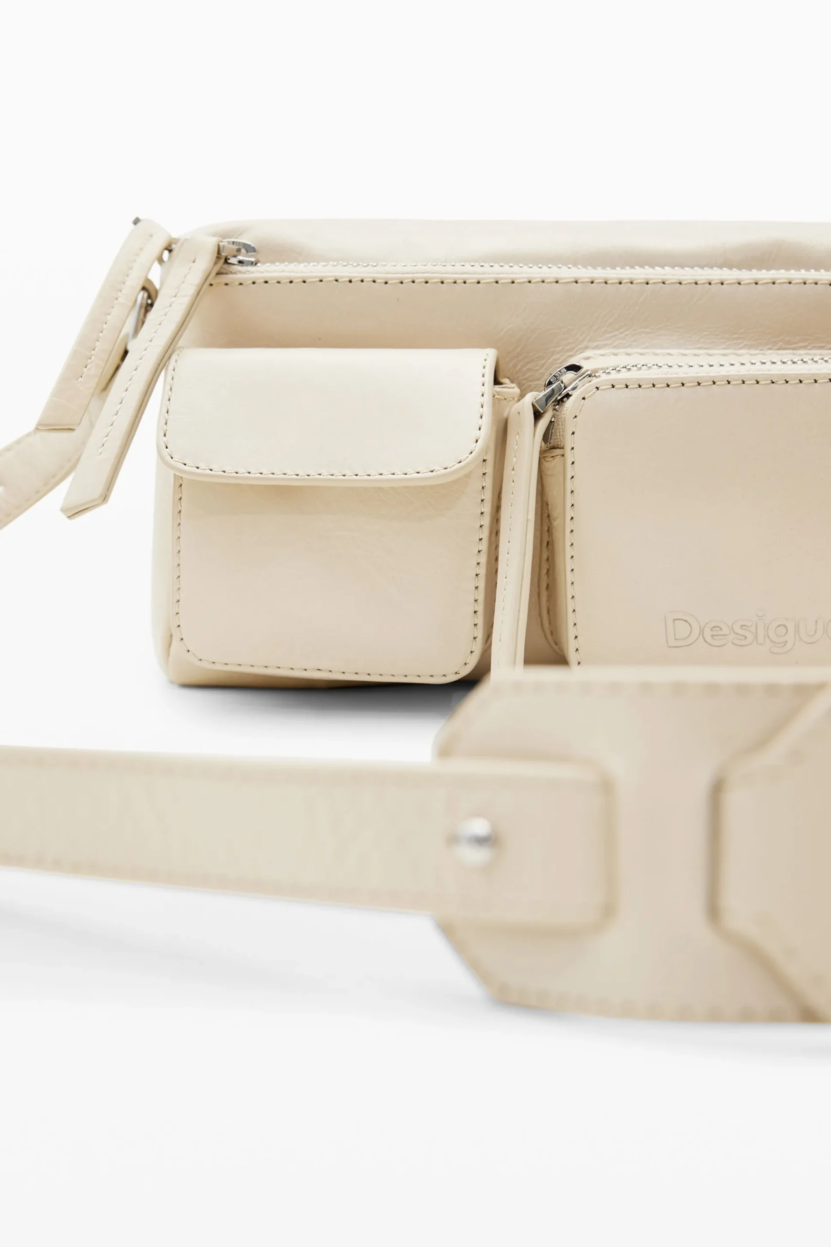 Small pockets leather crossbody bag