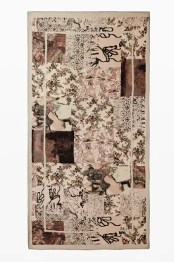 Tapestry scarf