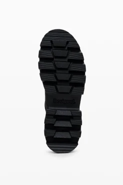 Track boot