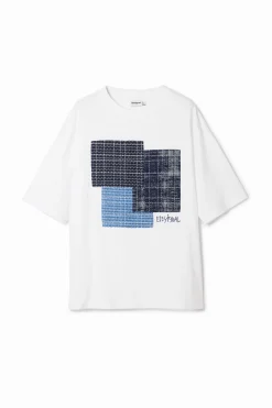 T-shirt with central patch