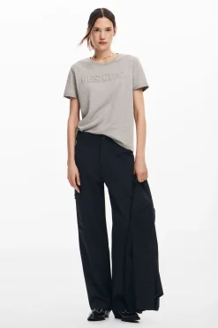 T-shirt with rhinestone logo
