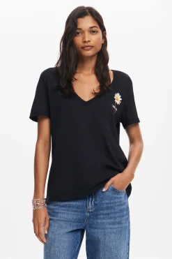 V-neck floral T-shirt