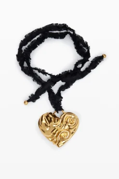 Zalio gold-plated heart pendant with ribbon