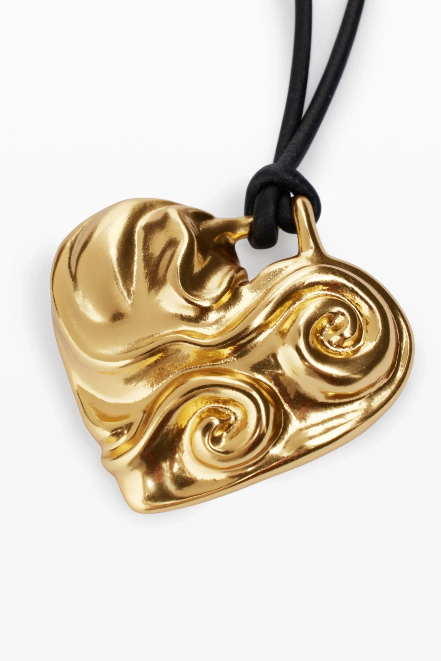 Zalio gold-plated heart pendant with rope